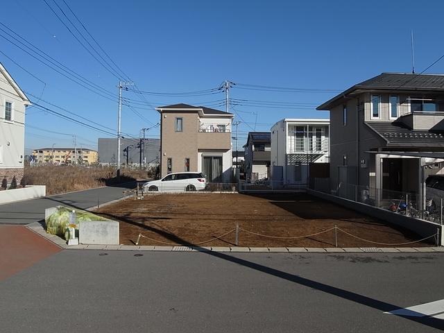 Local land photo. Southwest corner lot, Sunny