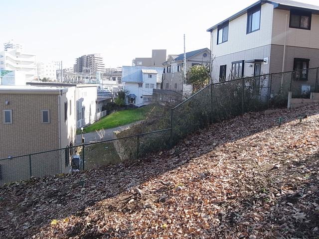 Local land photo. Architecture Allowed at your favorite house maker