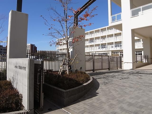 Primary school. Yachiyo Municipal Kayada to South Elementary School 220m Yachiyo Municipal Kayada Minami Elementary School 220m 3-minute walk