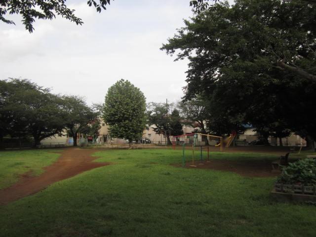 park. Yachiyodai 6m to the second park