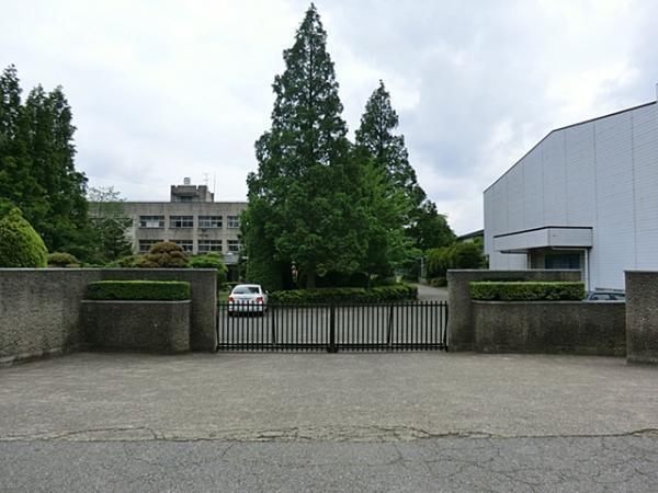 Junior high school. 5 minutes happy walk up to 350m junior high school until junior high school, Chiyoda! 