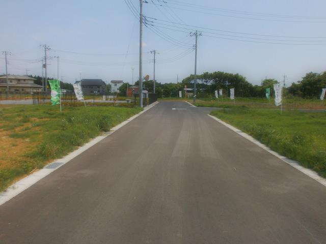 Local land photo. Local (May 2012) shooting