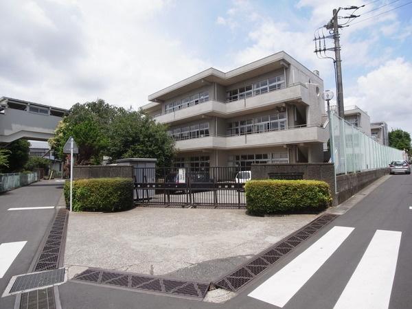 Other. Worry small children in about a 4-minute walk from the four sum elementary school