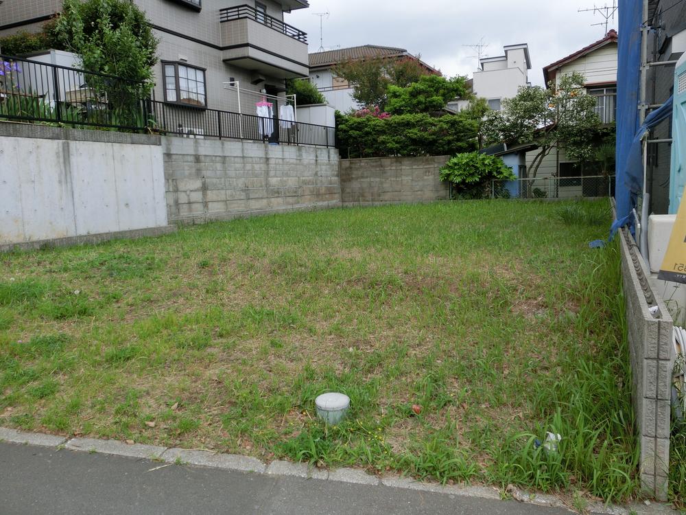 Local photos, including front road. Local (September 2013) Shooting