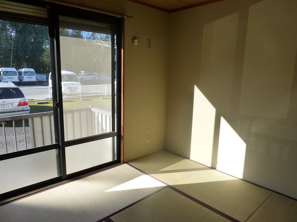 Other room space. Sunny Japanese-style