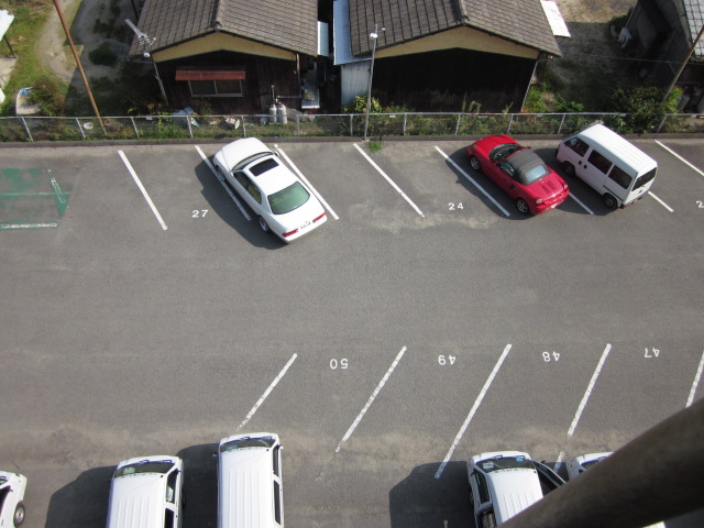 Parking lot