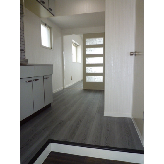 Living and room. Entrance