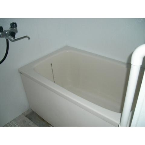 Bath. Spacious living!