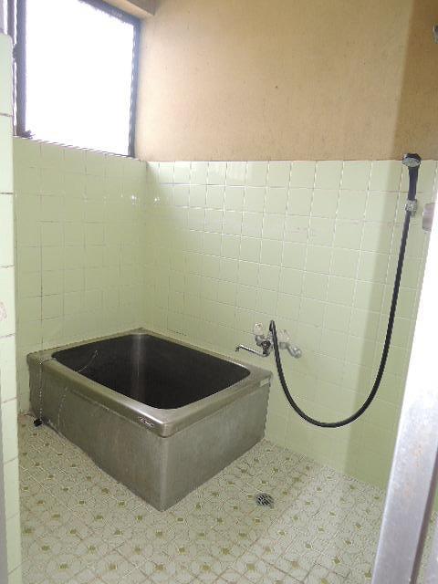 Bath. There are shower ☆