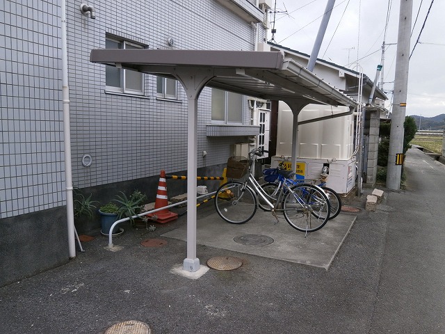 Other common areas. Parking Space Available