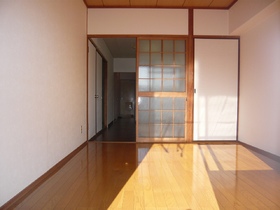 Living and room. Western-style 6 Pledge sunny south-facing balcony