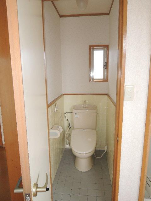 Toilet. With Washlet (^ - ^)