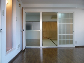 Living and room. DK8 Pledge