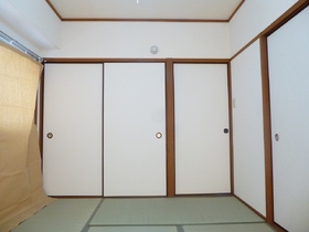 Living and room. Japanese-style room 6 quires