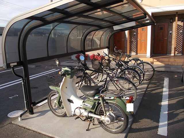 Other. 0m to the periphery (other)