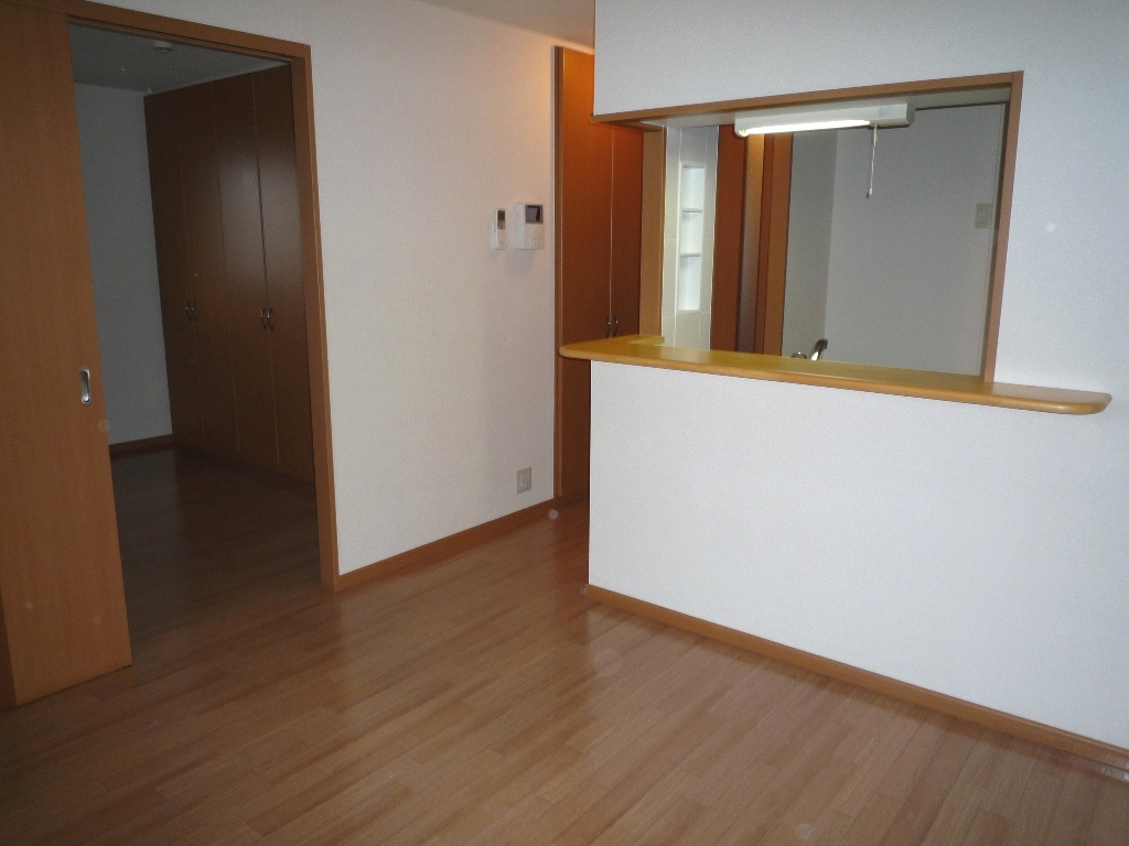 Living and room. Pledge LDK10.1 (DK7. Pledge + K2.9 Pledge)