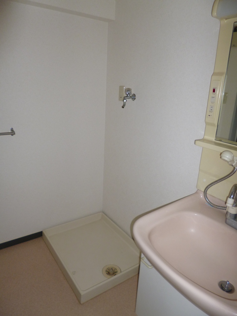 Washroom. It is an independent washroom