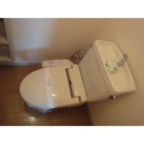 Toilet