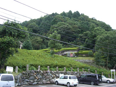 park. 300m to Yamane Park (park)