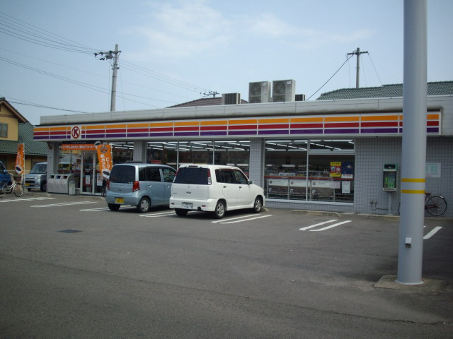 Convenience store. Circle K Niihama Shonai store up (convenience store) 695m