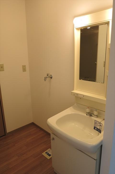 Washroom. Saijo Myojingi San Garden Uchida Washroom