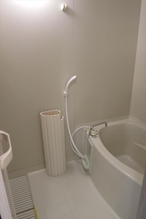 Bath. Saijo Myojingi San Garden Uchida bathroom