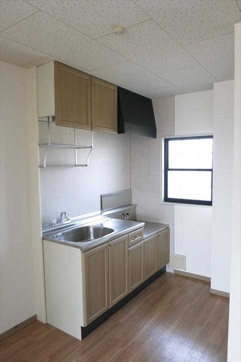 Kitchen. Saijo Myojingi San Garden Uchida kitchen