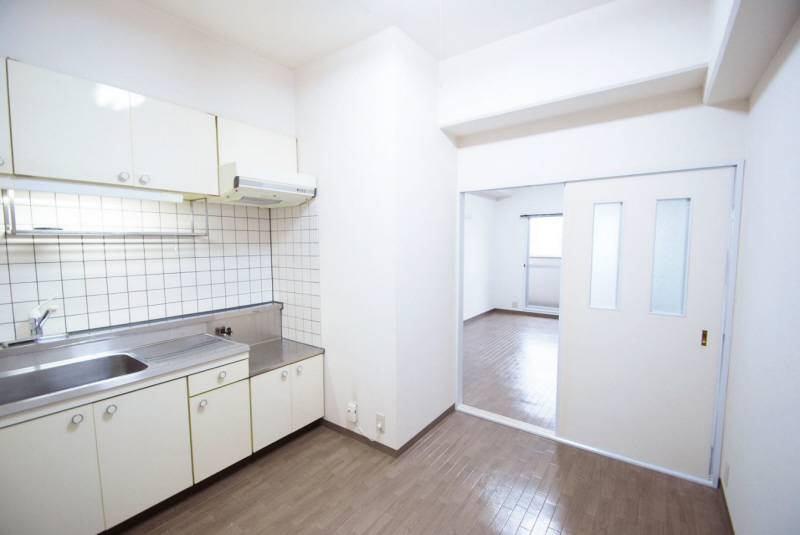 Kitchen. 520, Room diversion