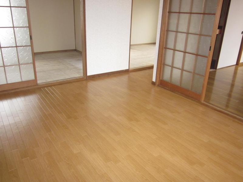 Living and room. Spacious DK ☆