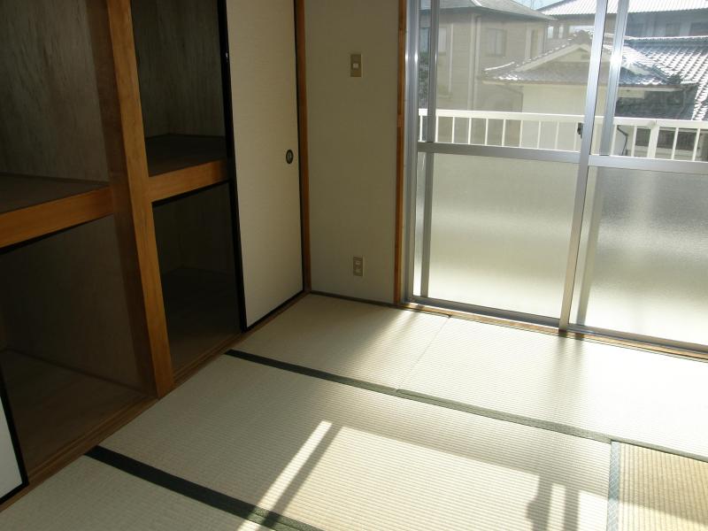 Other room space. * Japanese-style *