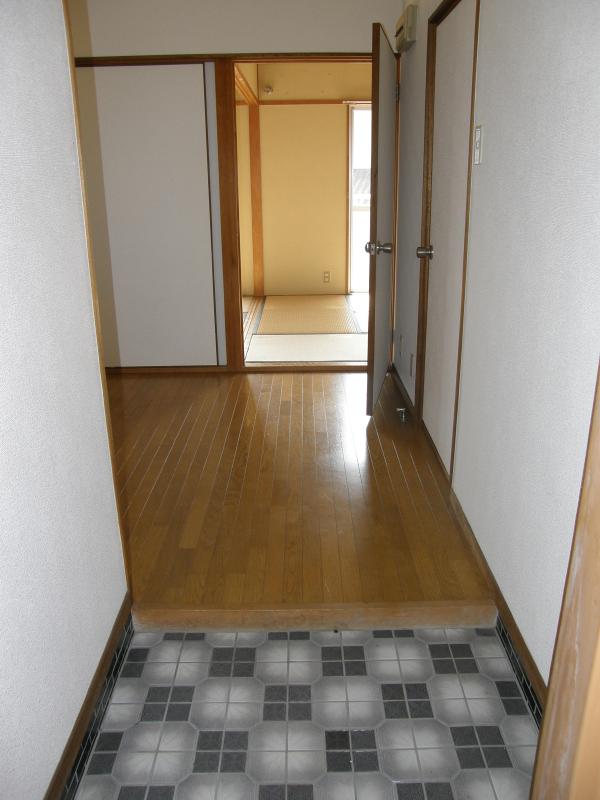 Entrance. *Entrance*