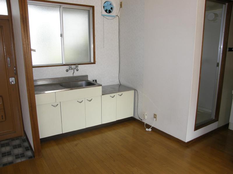 Kitchen. **kitchen**