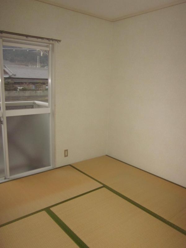 Other room space. Sunny ☆