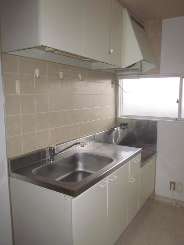 Kitchen.  ☆ Interior clean ☆