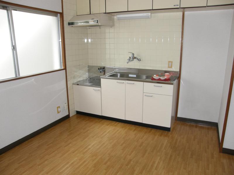 Living and room.  ☆ dining ☆