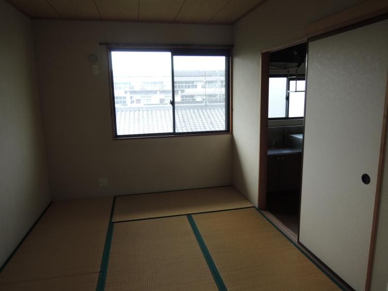 Other room space. * Japanese-style *