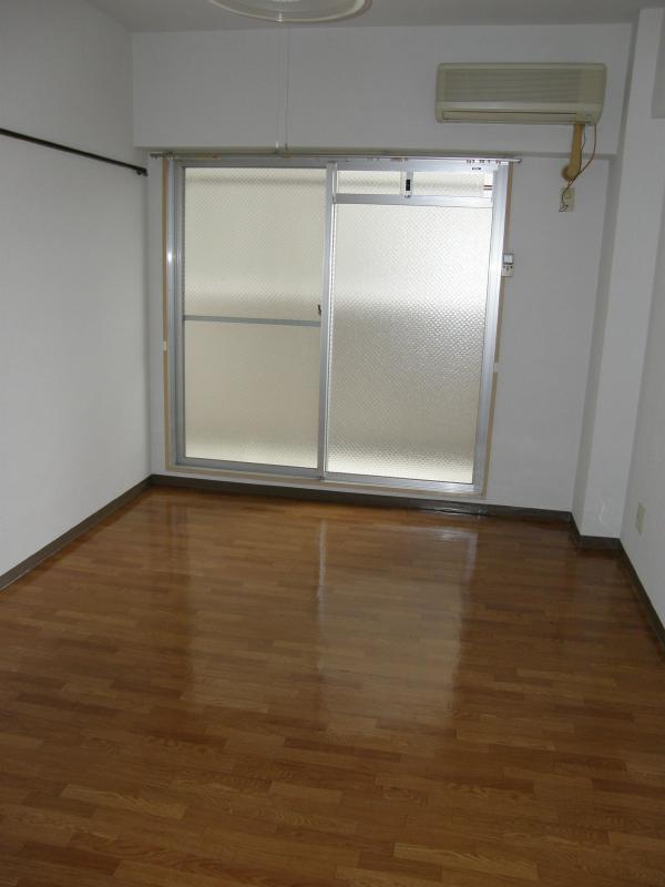 Living and room. ☆ Spacious Western-style ☆