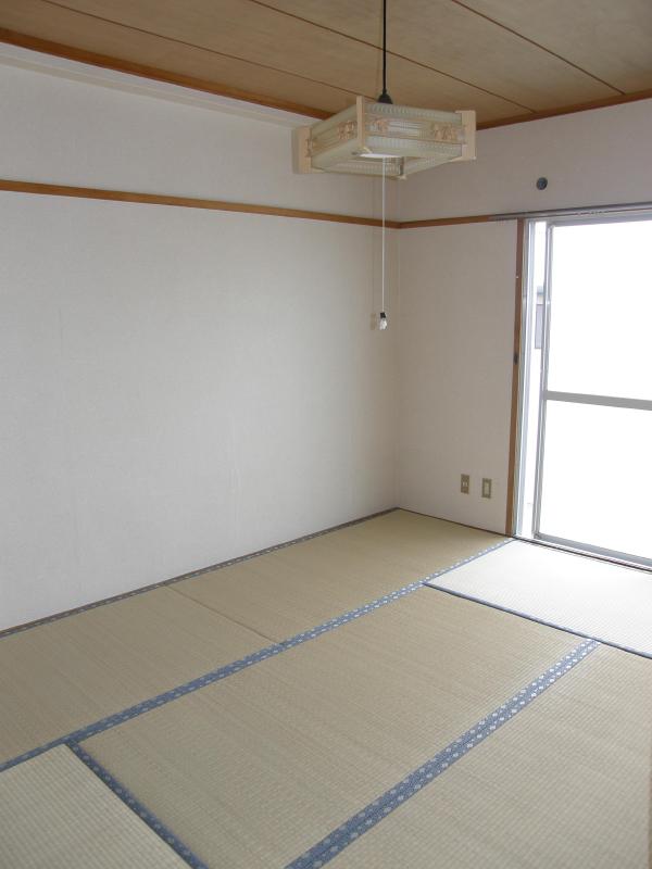 Living and room.  ☆ Japanese-style room ☆