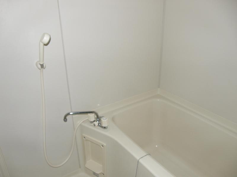 Bath.  ☆ bathroom ☆