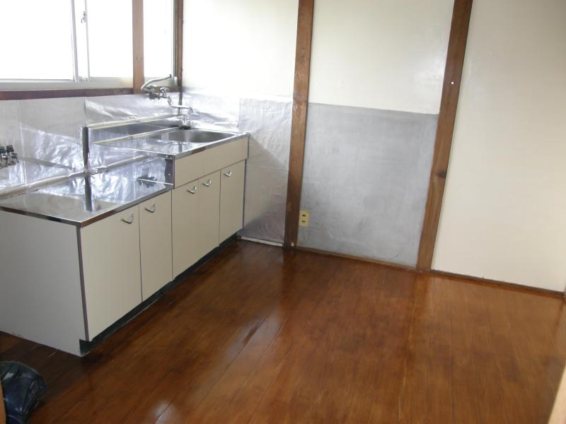 Living and room. Pre-wall paint ☆