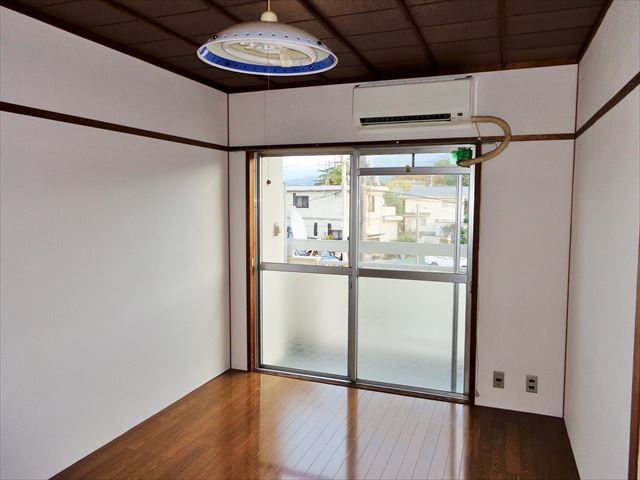 Living and room