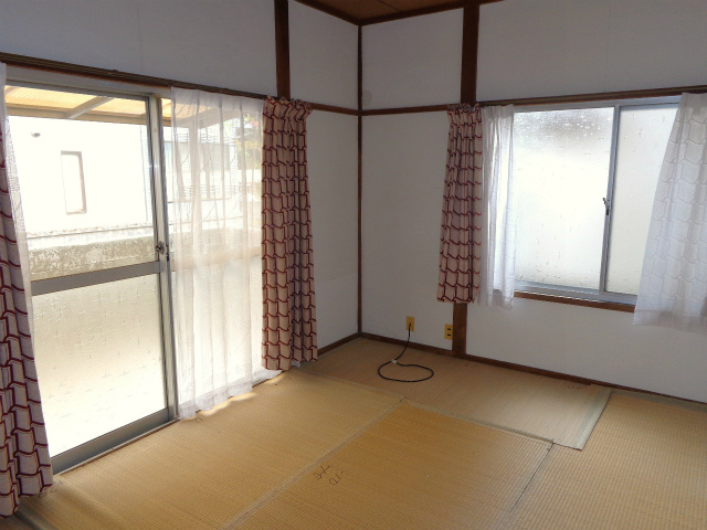 Living and room