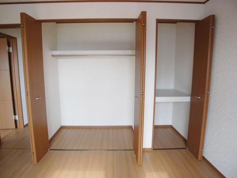 Receipt. Building 2 Western-style 8 pledge Storage (11 May 2013) Shooting