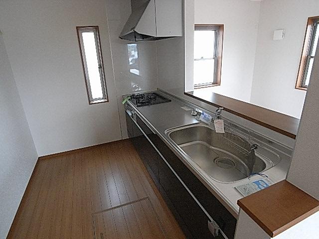 Kitchen.  ※ The photograph is a property of the same manufacturer and construction.