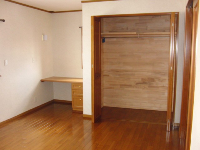 Receipt. There is also a desk