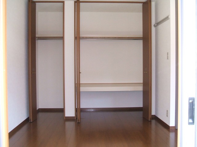 Receipt. Storage space