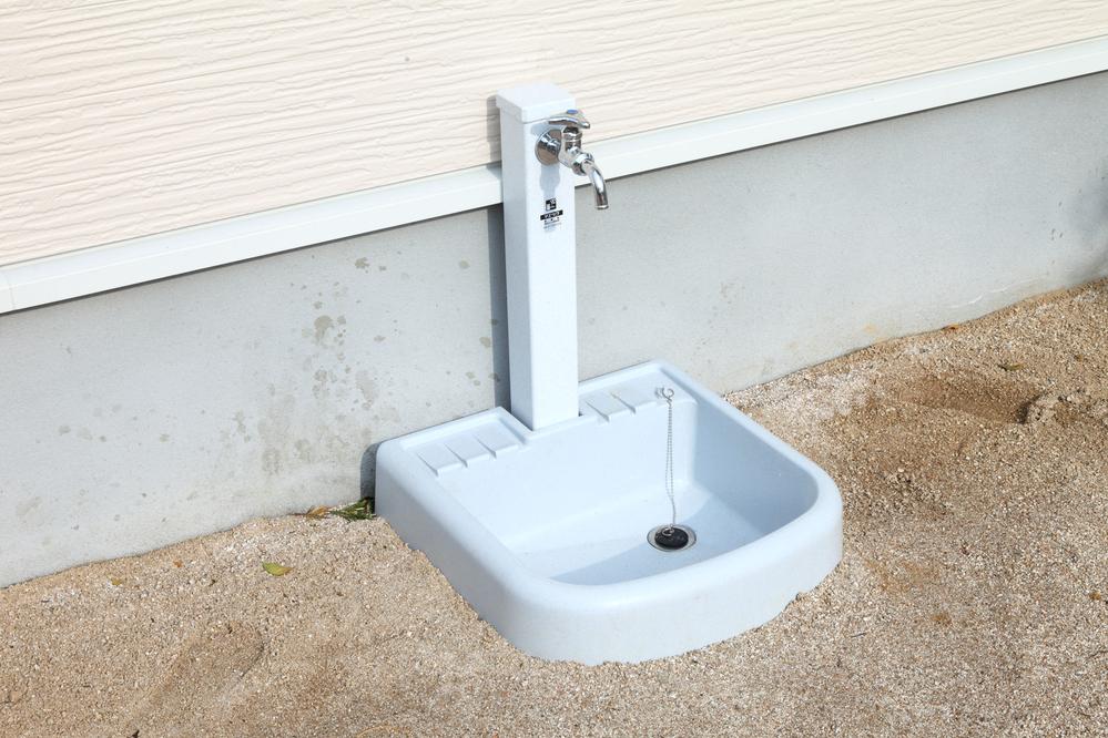 Other Equipment. Standard equipped with a watering plug