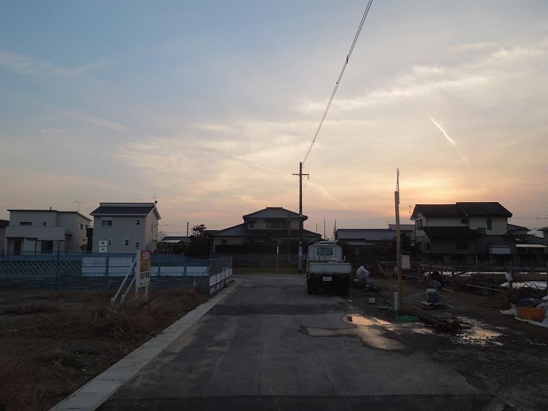 Local photos, including front road. Local is a front road photo (^_^) / ~