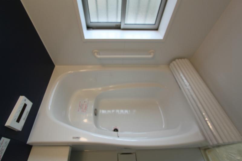 Same specifications photo (bathroom)