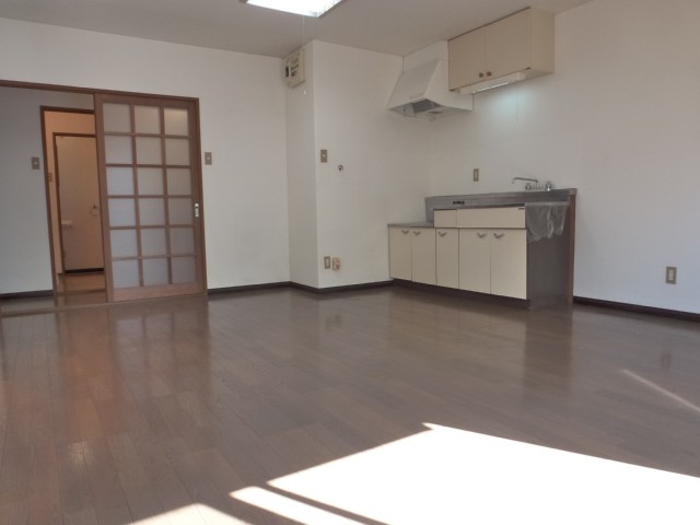 Other room space. Spacious living